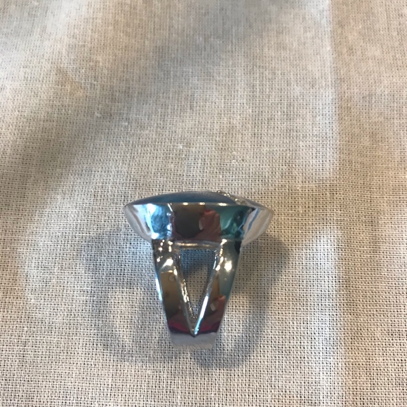 Large Statement Ring - Picture 3 of 3